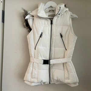 Zara Trafaluc White Vest with Faux Fur & Belt